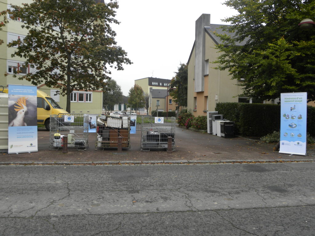 Collecte exceptionnelle d'appareils électriques dans le quartier de la Ferronnière à Saint-Lô